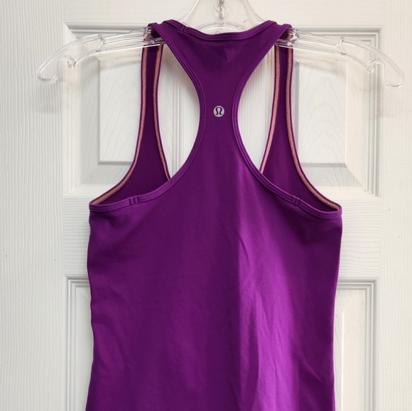EUC Lululemon Tank - Picture 4 of 9